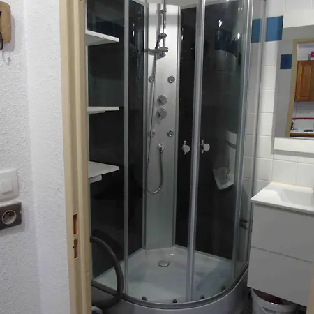 Résidence Chaviere - Pour 4 Personnes Mae-9504 Apartamento